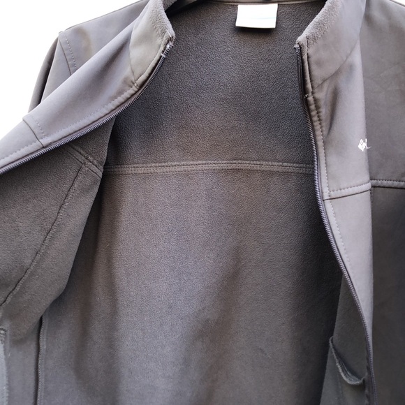 Columbia Softshell Jacket - Picture 5 of 8